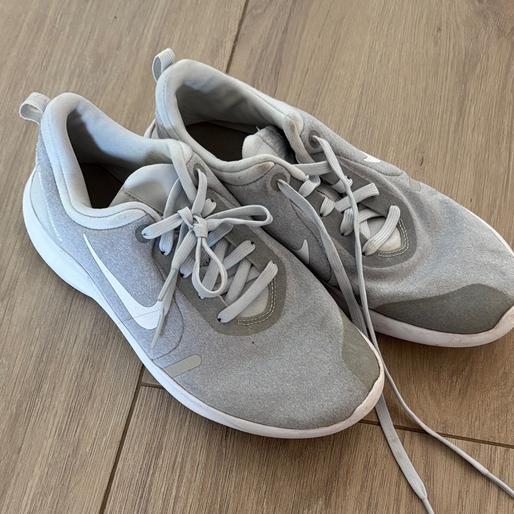 Nike Flex Experience 8 women’s shoes